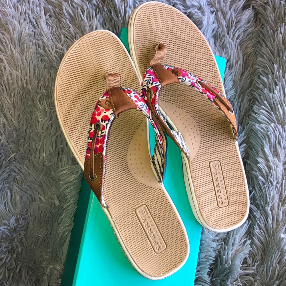 Sperry Flip Flops